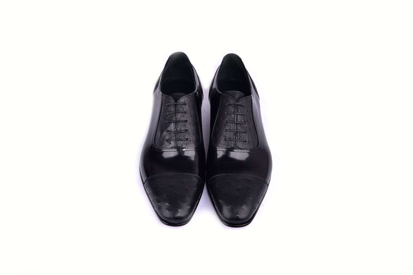 C0001301-6708 Cap toe Ostrich-Black