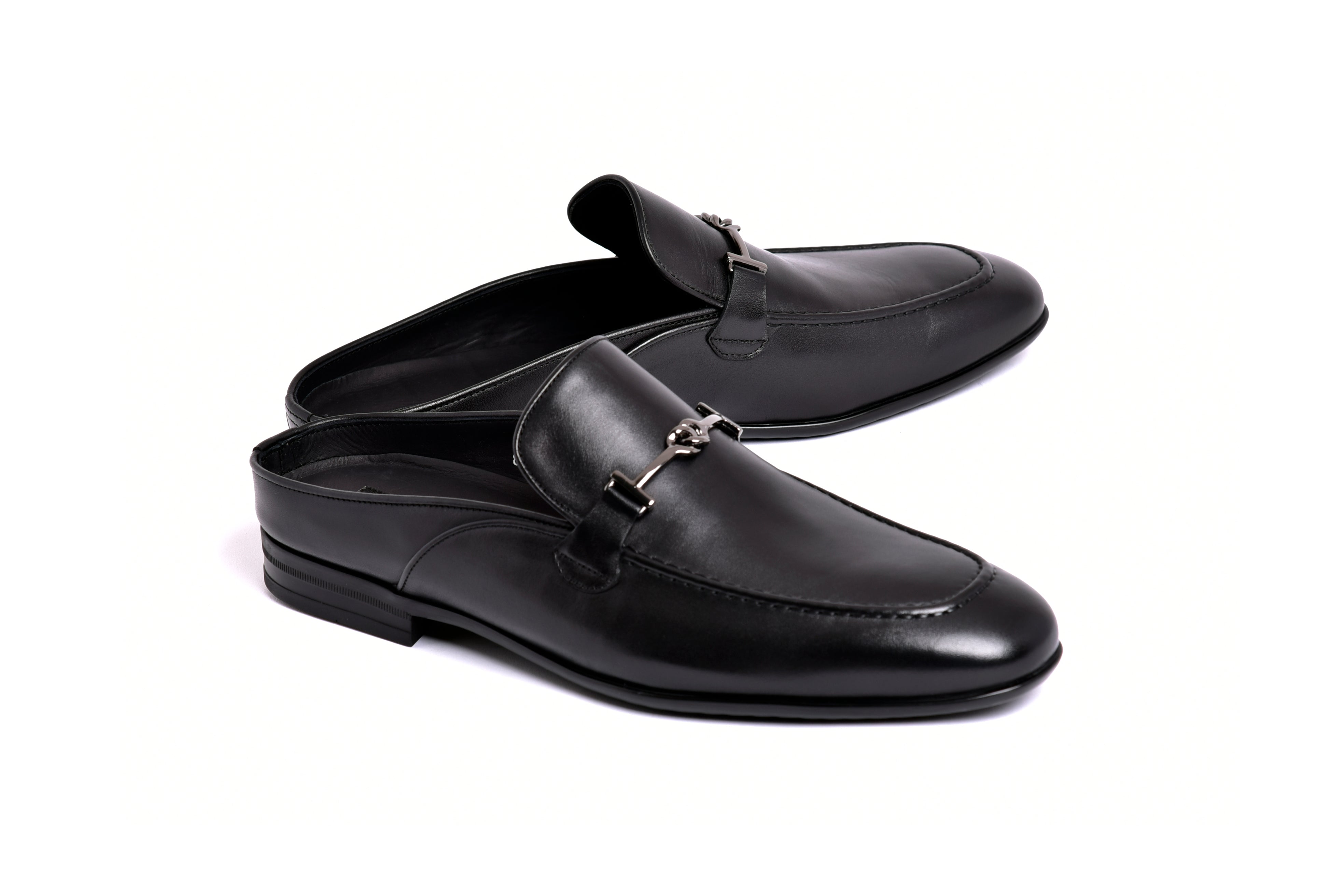 C163-8248 Black Mule (Slip-On)