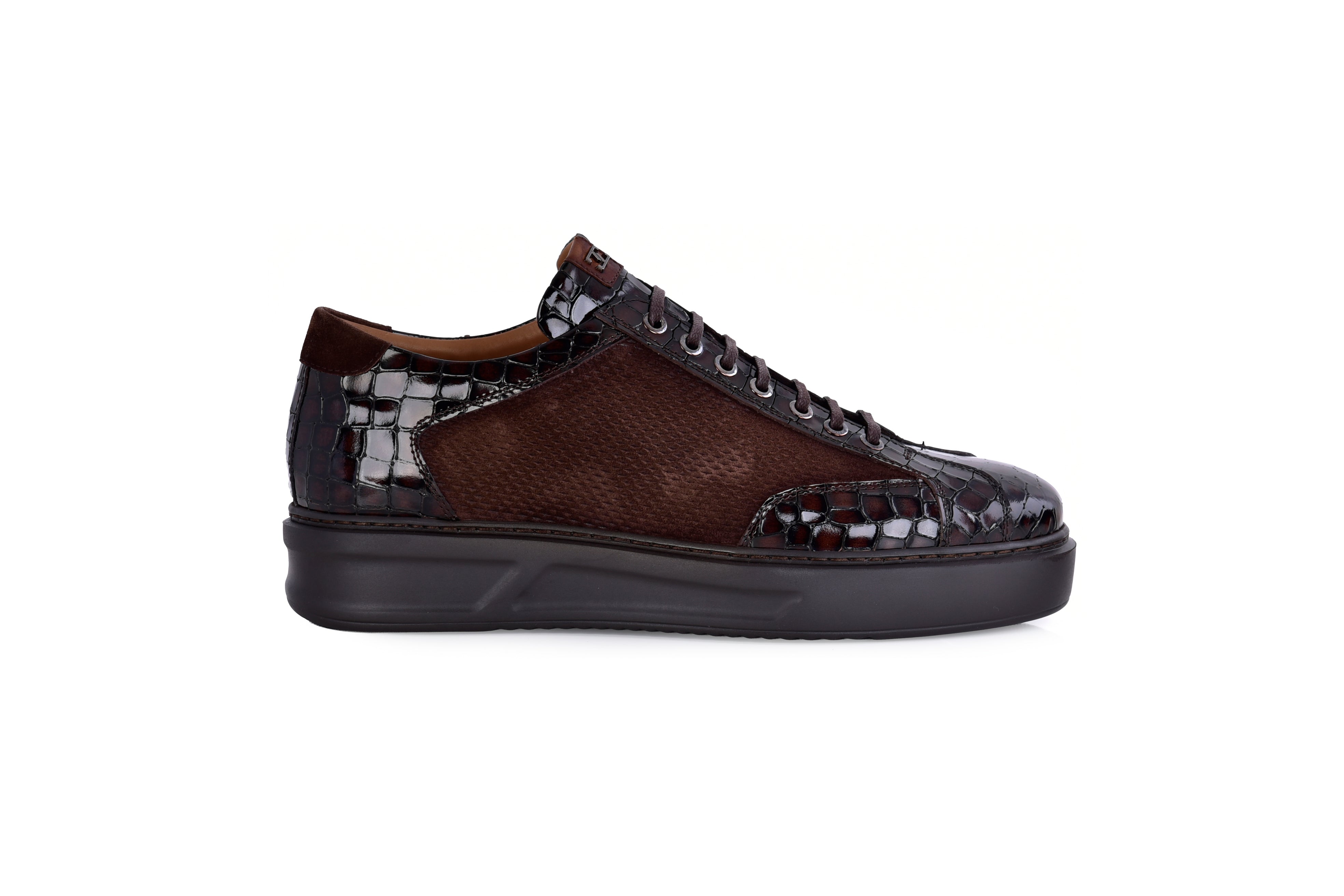 C000137-8492 Fashion sneaker- Brown
