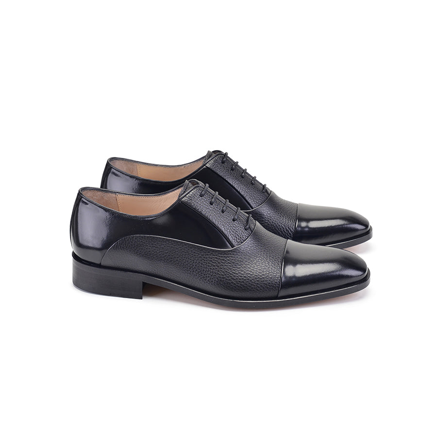 P00053 -270 Black Cap toe deer skin