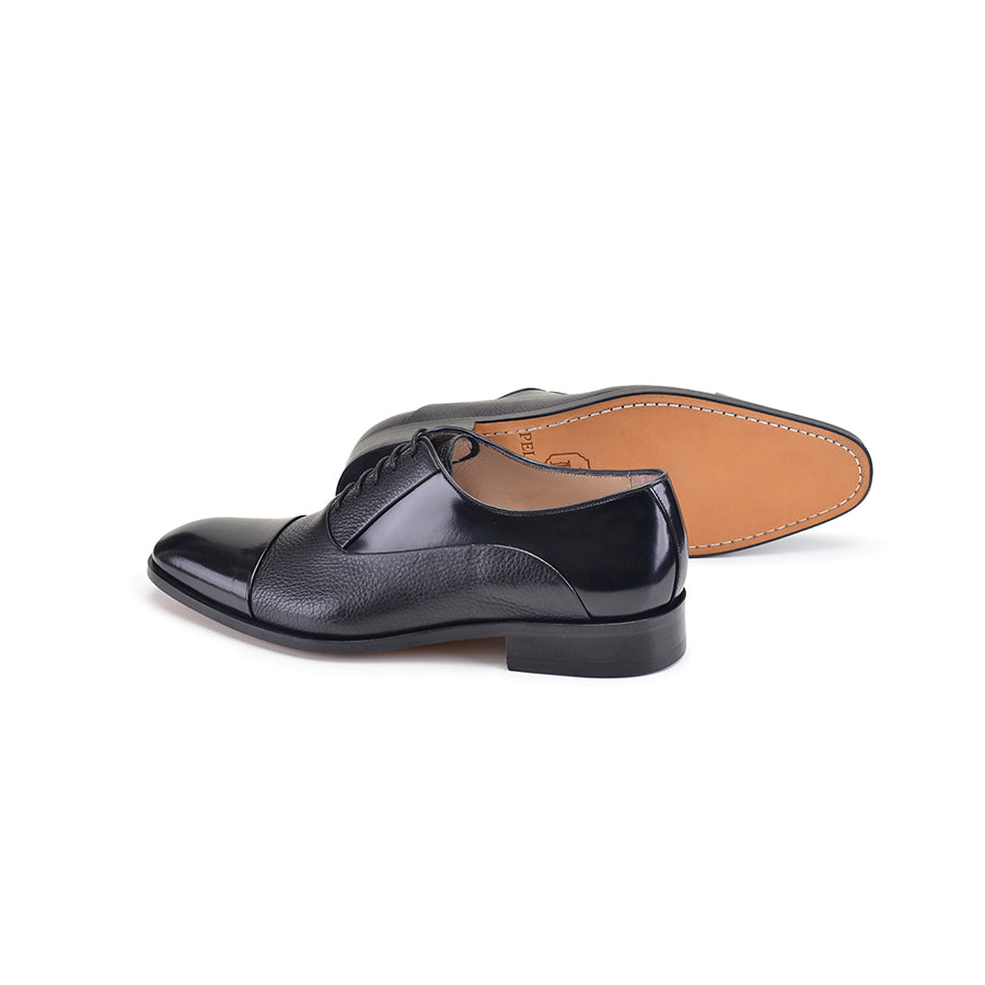 P00053 -270 Black Cap toe deer skin