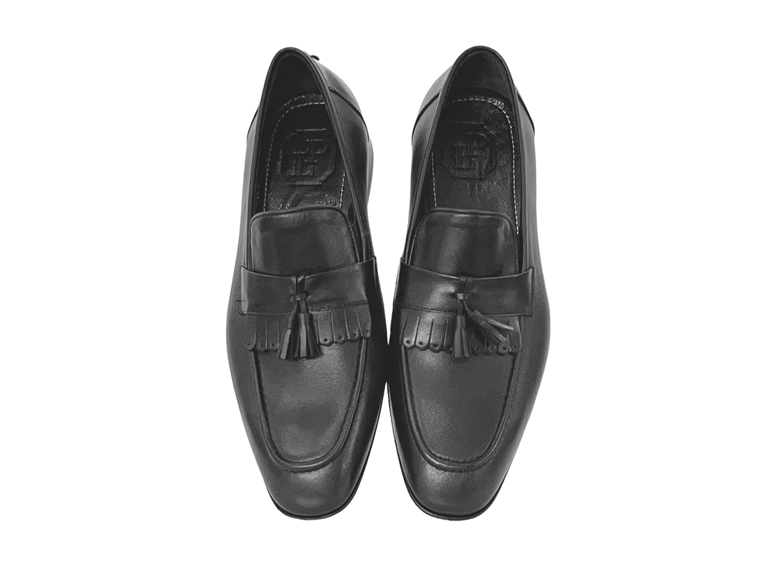 P0006-3010 Black Kilt Tassel Loafer