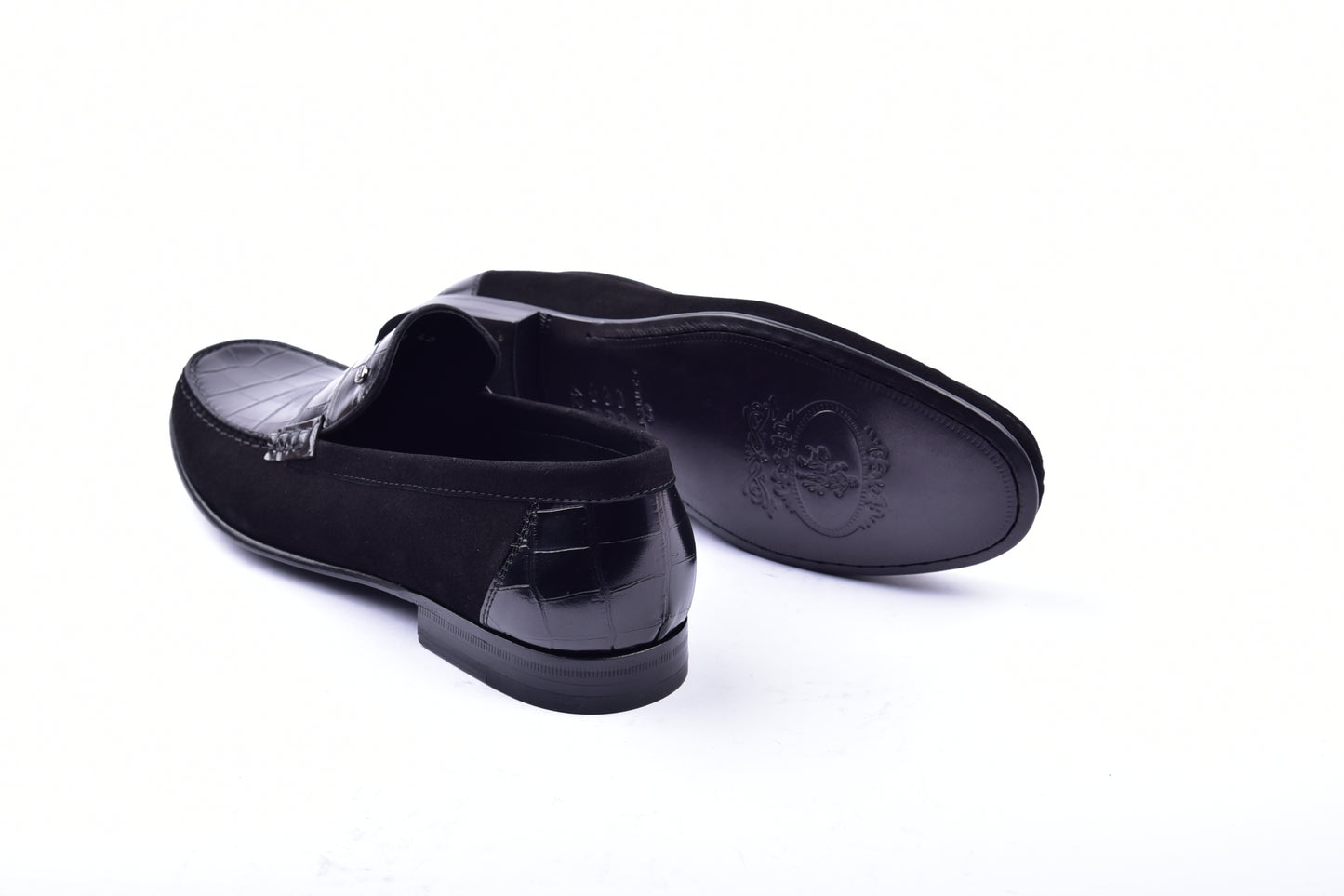 C0014057-3898C Suede And Croco print vamp-Black