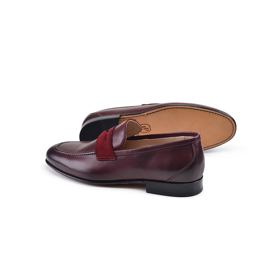 P000514 - 7504 Burgundy Loafer with suede vamp