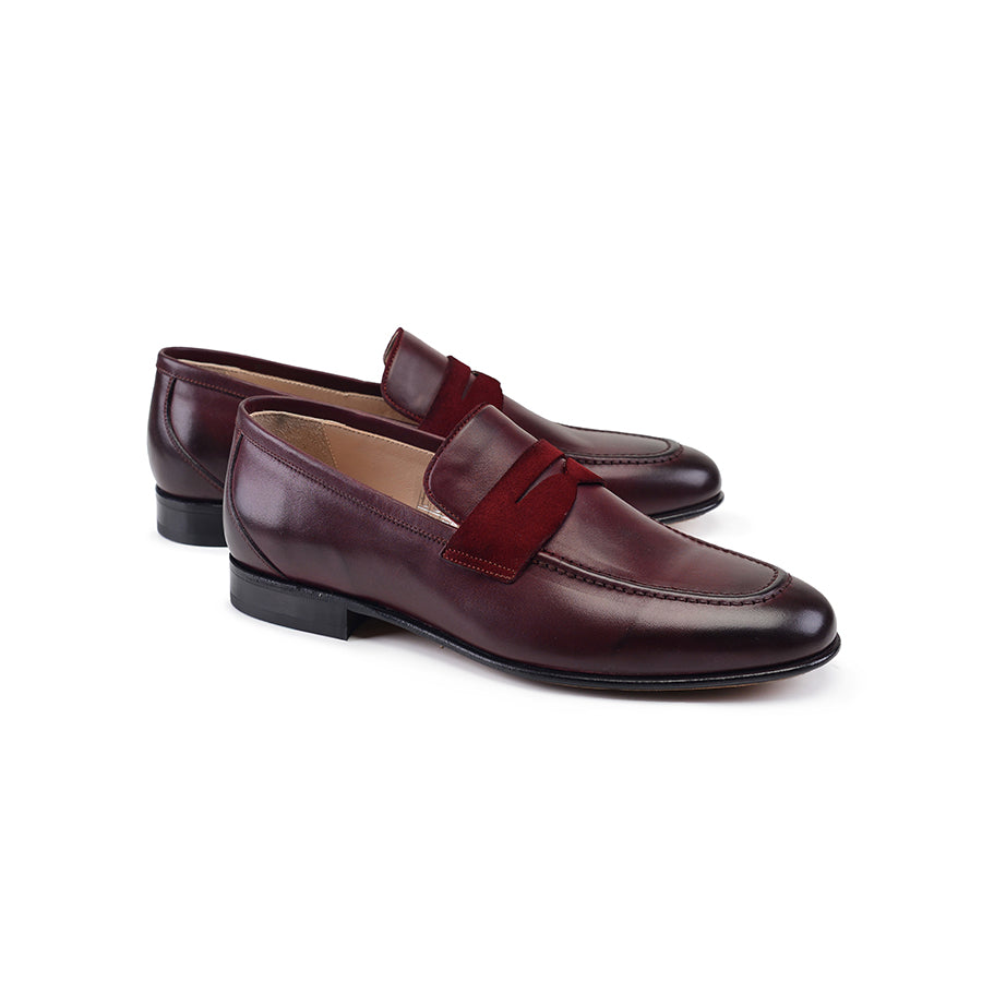P000514 - 7504 Burgundy Loafer with suede vamp